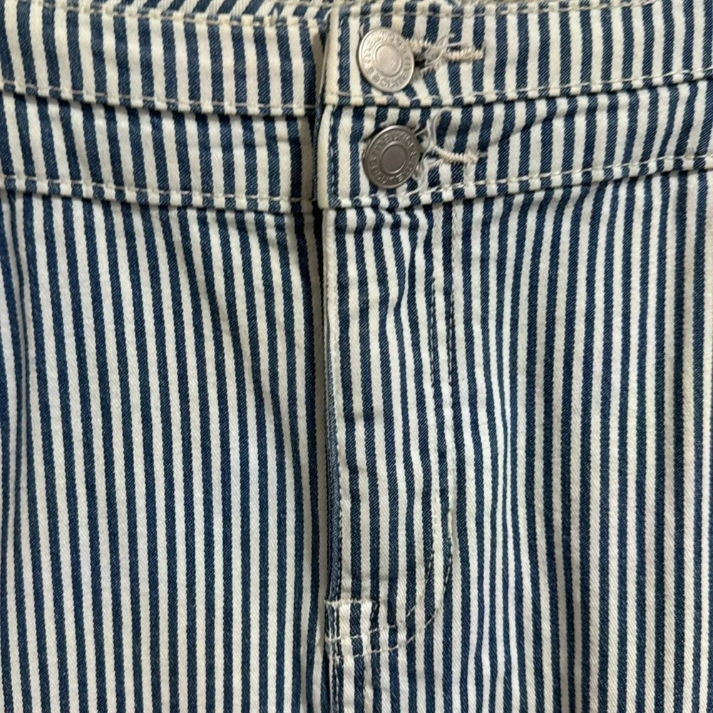 Maurice’s Pin Stripe Blue Mini Skirt Women’s Size 16 Spring Summer‎ Festival - Picture 5 of 7